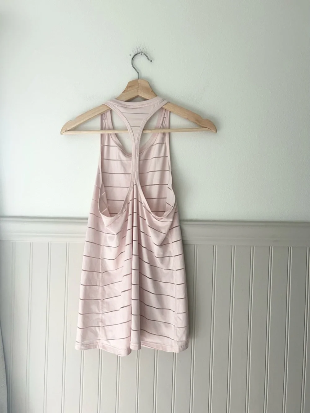 Athleta Light Pink XS Stripe Mesh Chi Tank Racerback Workout Top - Picture 5 of 8